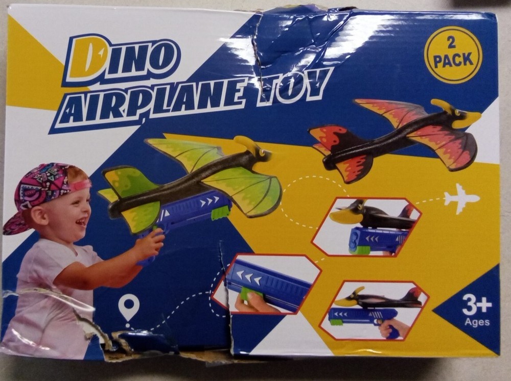 Dino Airplane Toy 2 Pack. Age 3+. Box Slightly Damaged.