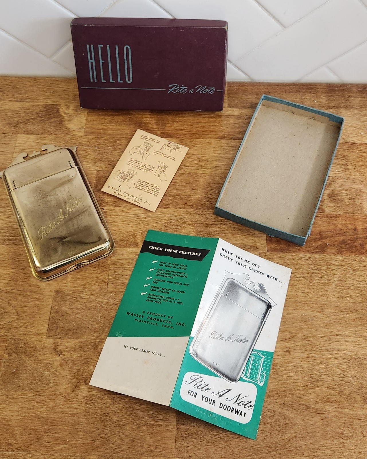 Vintage Wasley Rite A Note For Your Doorway Brass Note Pad