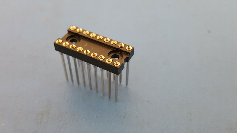 (4 Pcs) IC SOCKET, 18 PIN DIP SOCKET, WIRE WRAP, Screw Machine, Tin, Gold