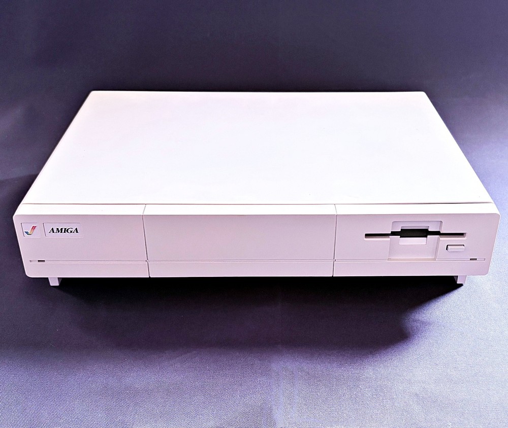Commodore Amiga 1000 Computer W/ Mouse, Keyboard, Accessories, Software, & More!