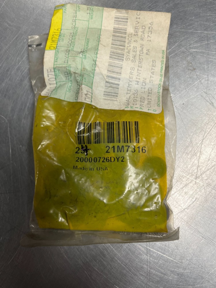 21M7316 OEM John Deere Screw QTY 6