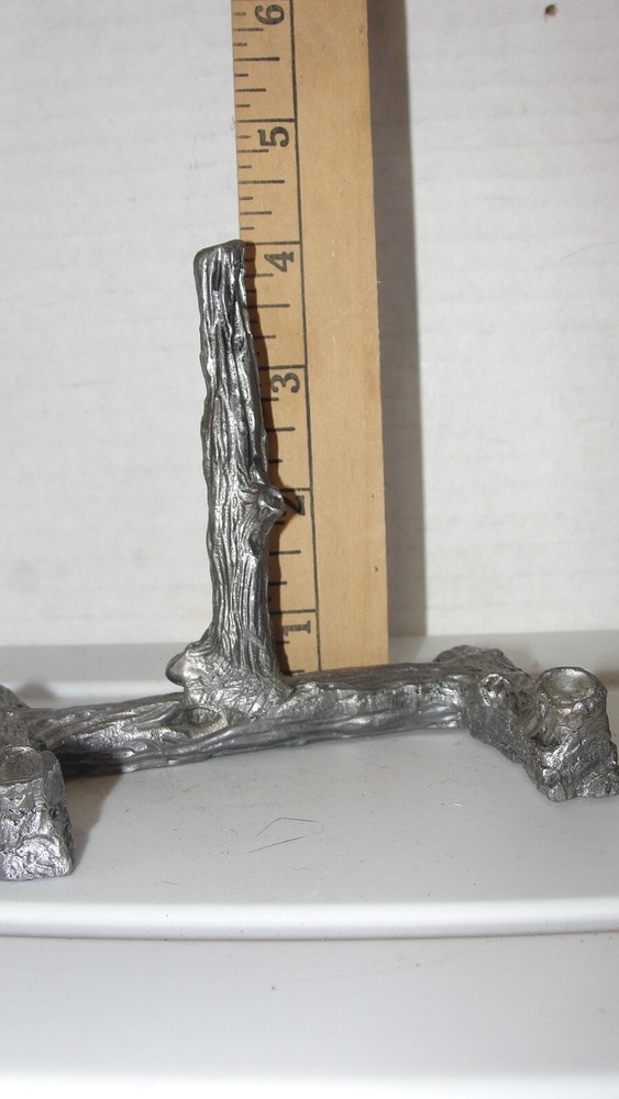 PEWTER PLATE / PICTURE STAND TREE BARK
