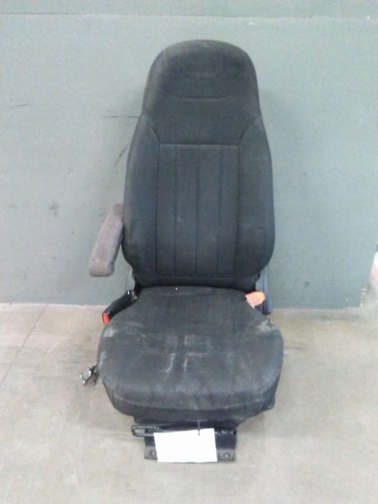 Replaces 2017 PETERBILT 579 FRONT SEAT ,  IL