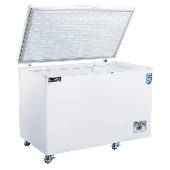 49" Solid White Commercial Chest Freezer