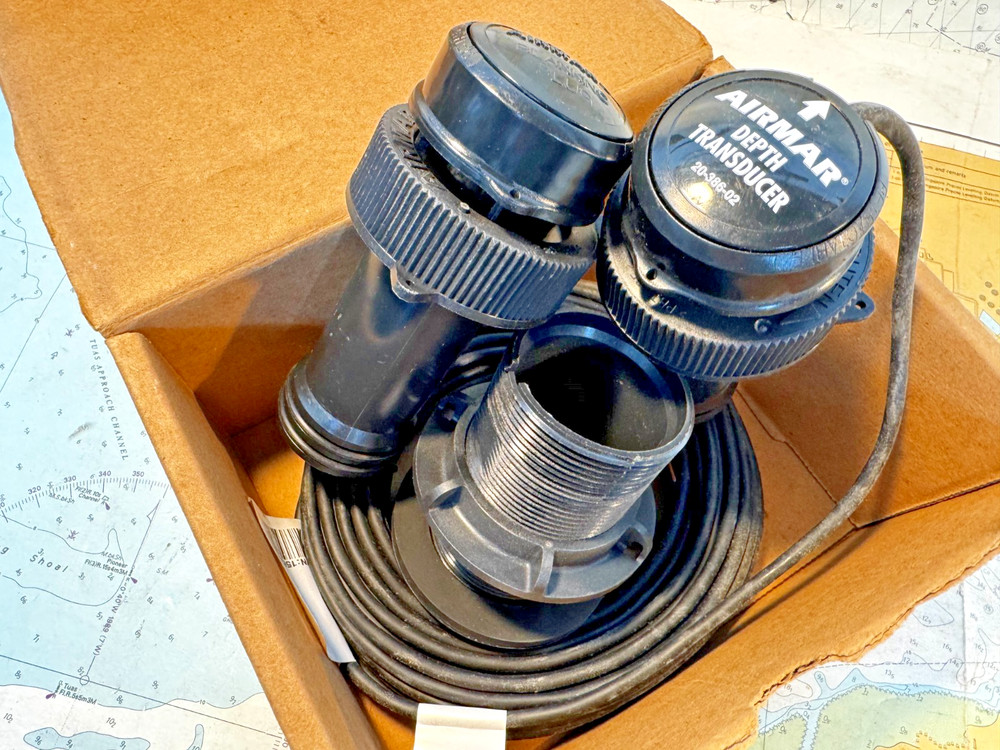 Raymarine E26030 Thru-Hull Depth Transducer - Retractable E800-P17 FAST FREIGHT!