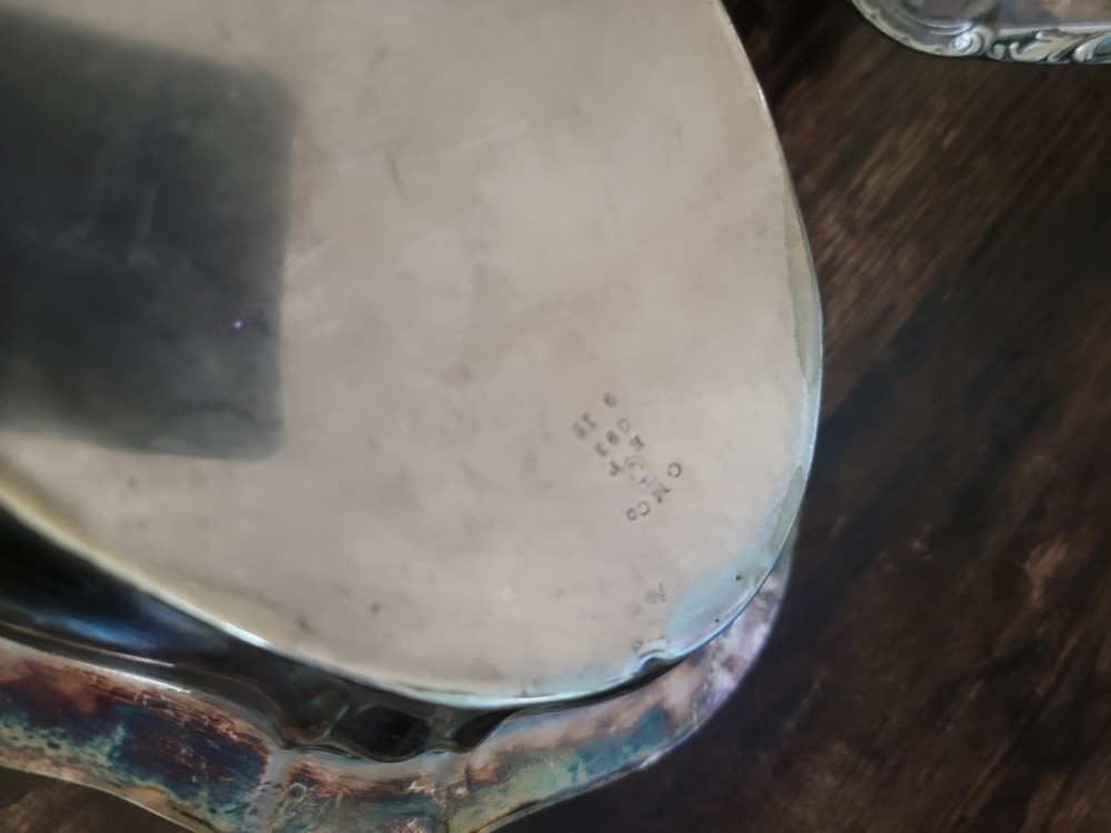 Gorham ep bowl with lid