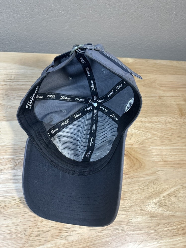 Titleist Gray Golf Hat Adjustable Strapback Embroidered White Golfer