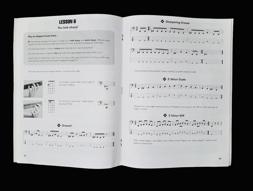 Hal Leonard: FastTrack Bass Method: Book 1 (Book/CD)