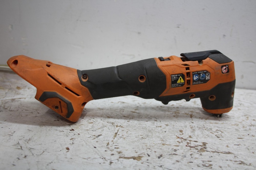 RIDGID R86240 18V Brushless Cordless Multi-Tool