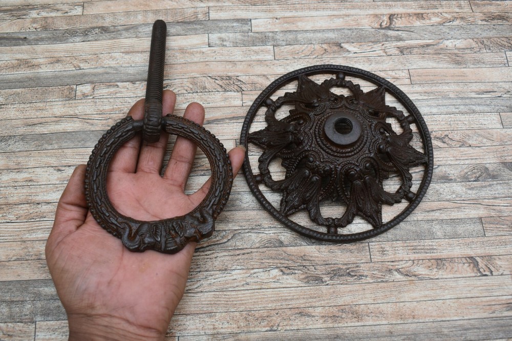 Vtg Victorian Iron Large Main Front Door Gate Farm Barn Knocker Ring Pull Handle