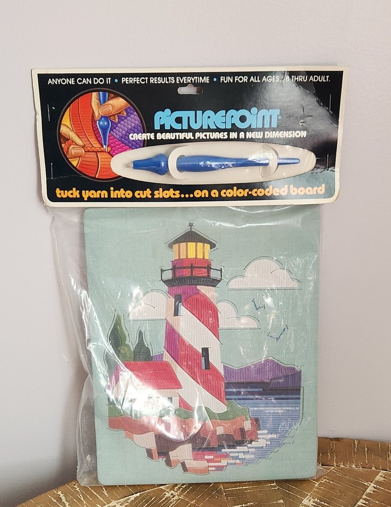 1986 Creative Classics Picture Point Lighthouse Yarn 8x10 Craft