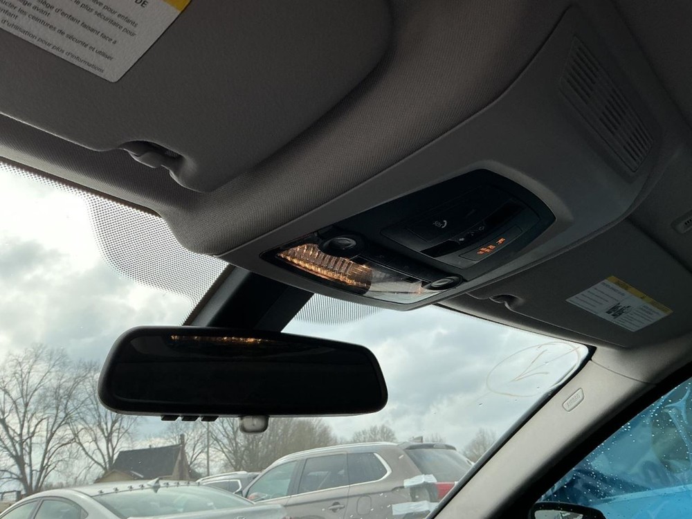 535I 2013 Glove Box 4950951
