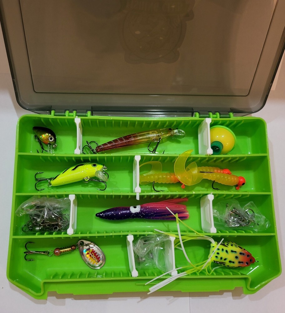 The Sampler 46 Piece Tackle Box (Green)
