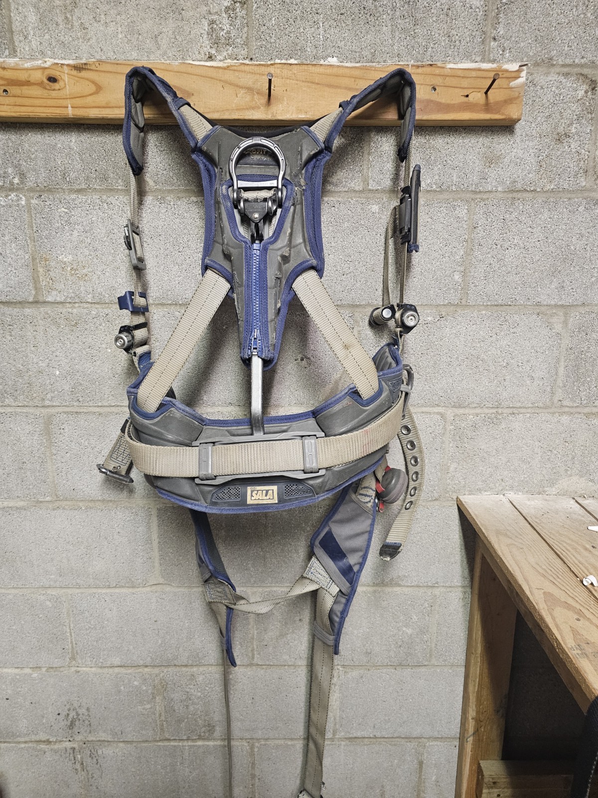 3M DBI-SALA EXOFIT STRATA XL FULL BODY HARNESS FALL PROTECTION 1112538 XL BELT