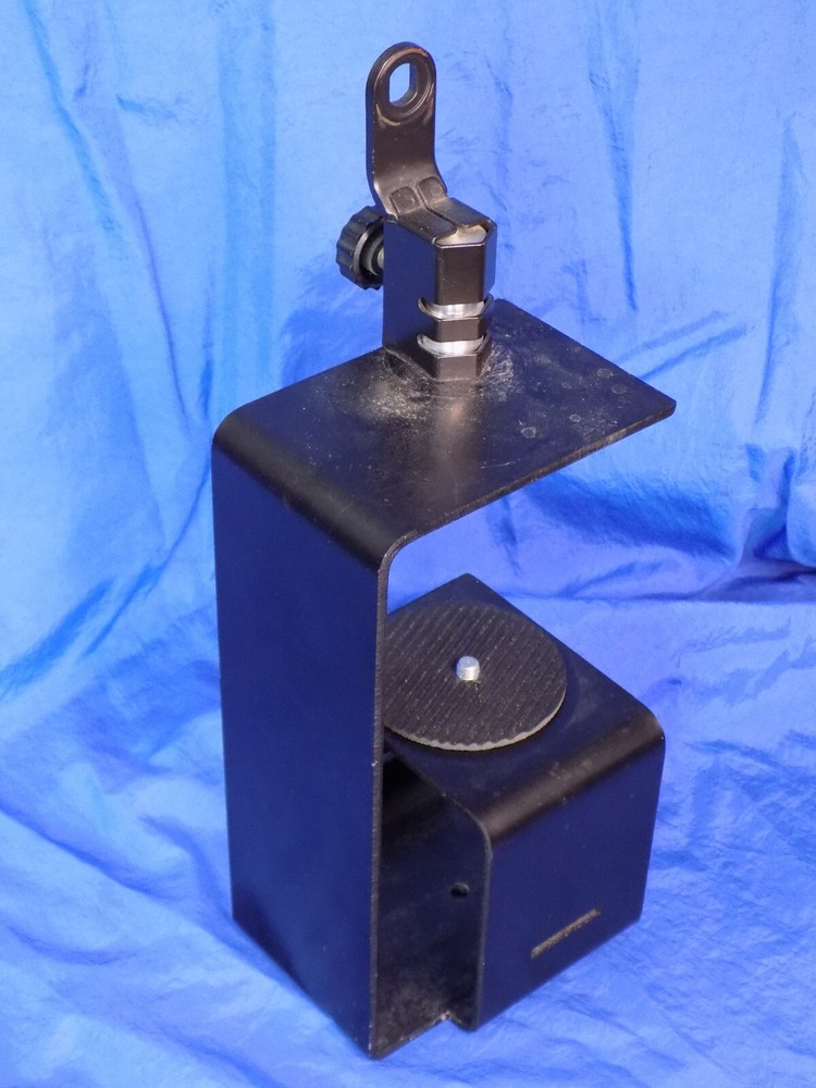 LOWELL PRO ViP Camera Lighting System w/ Light & Light Stand German Made