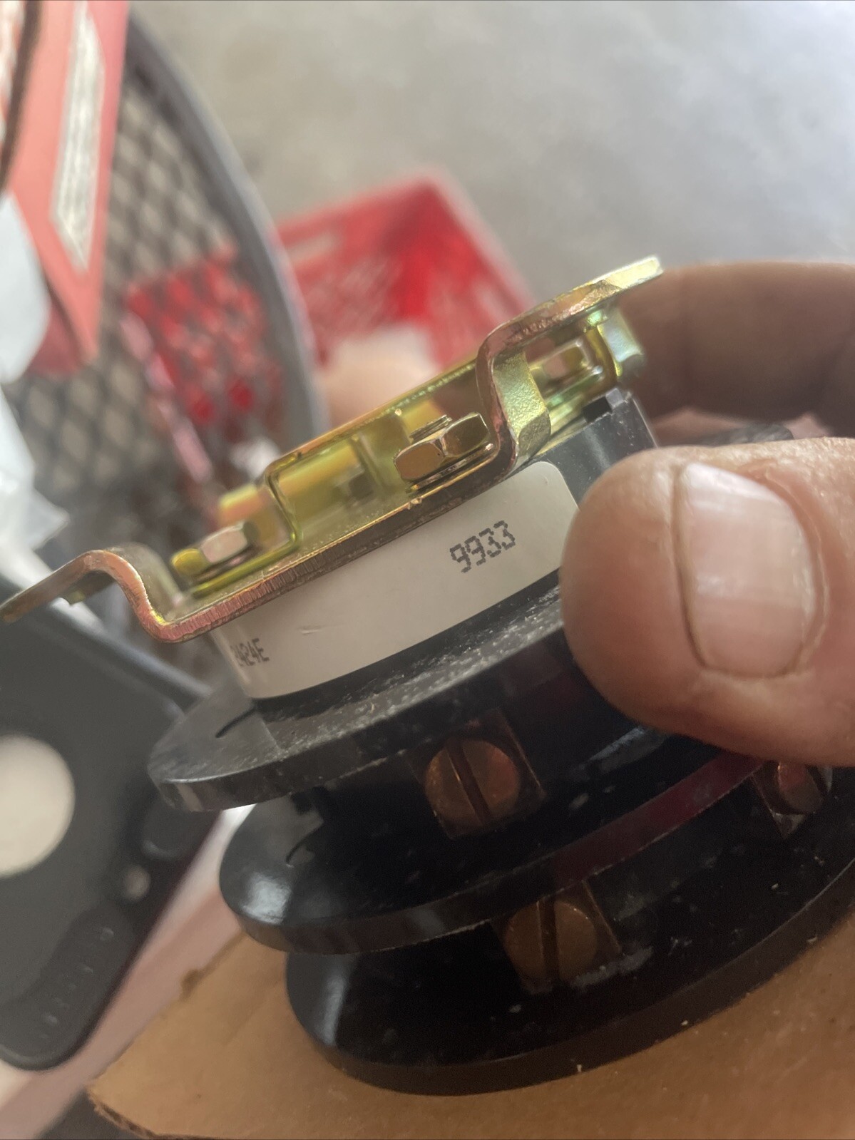 Electroswitch 2424E Rotary Synchroscope Switch 20A-600VAC