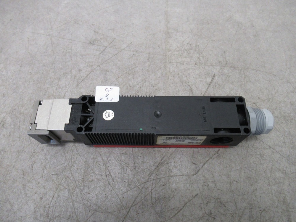 Euchner STP-BI-3D-2131A024SR11C2229 Safety Switch 24VDC Euchner 102865