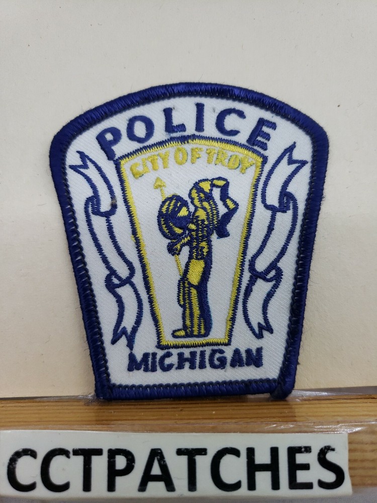 TROY, MICHIGAN POLICE (SMALL) SHOULDER PATCH MI