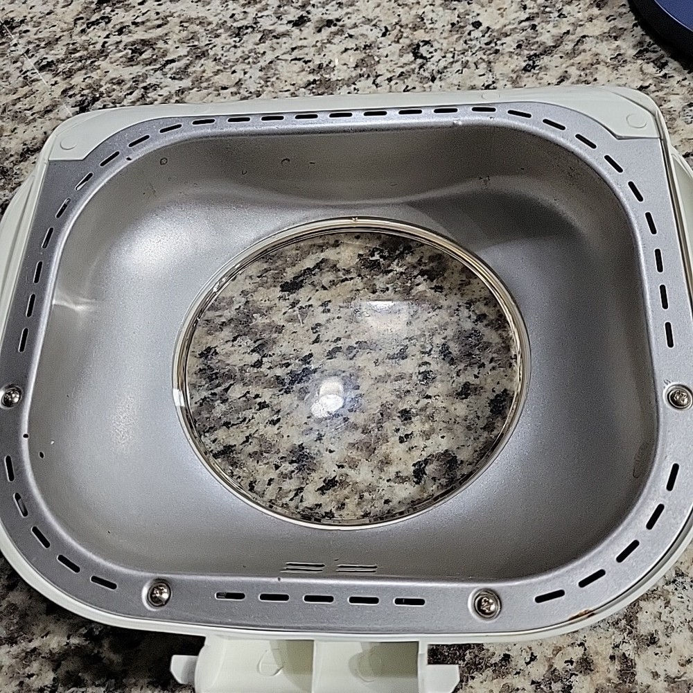 Toastmaster Bread Maker Model TBR15 Replacement Part Lid Only!