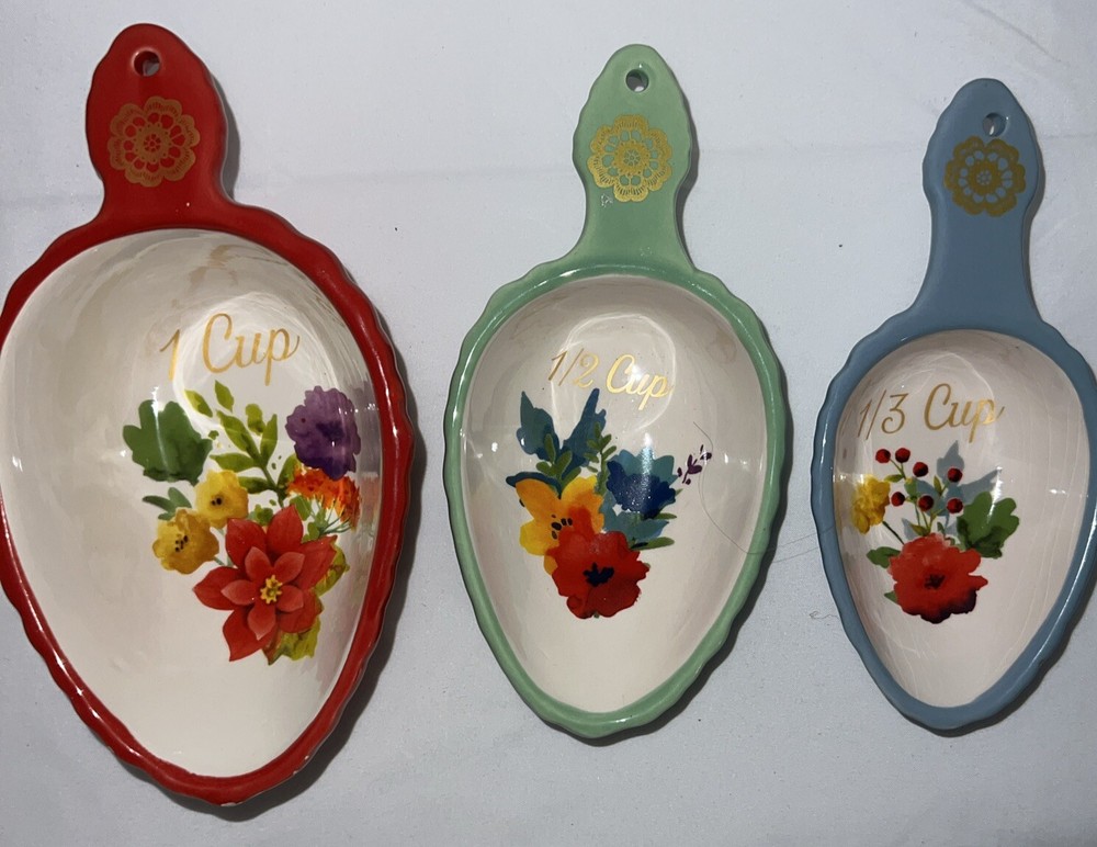 Ceramic Nesting Measuring Cups In Floral Pattern 3 Piece Set