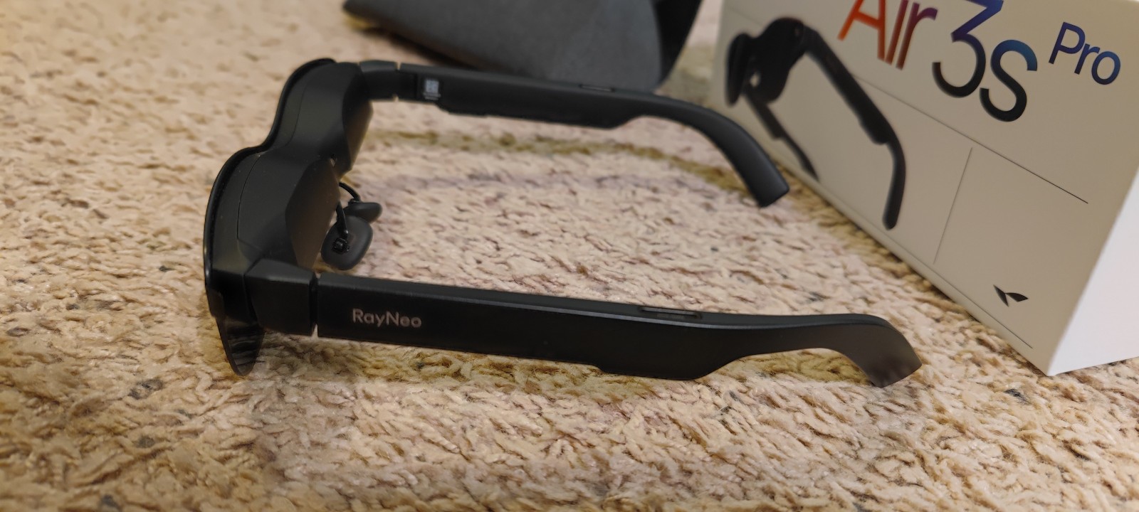 RayNeo Air 3s Pro AR/XR Glasses-201'' 1200 Nits 120Hz HueView 2.0 Video Display