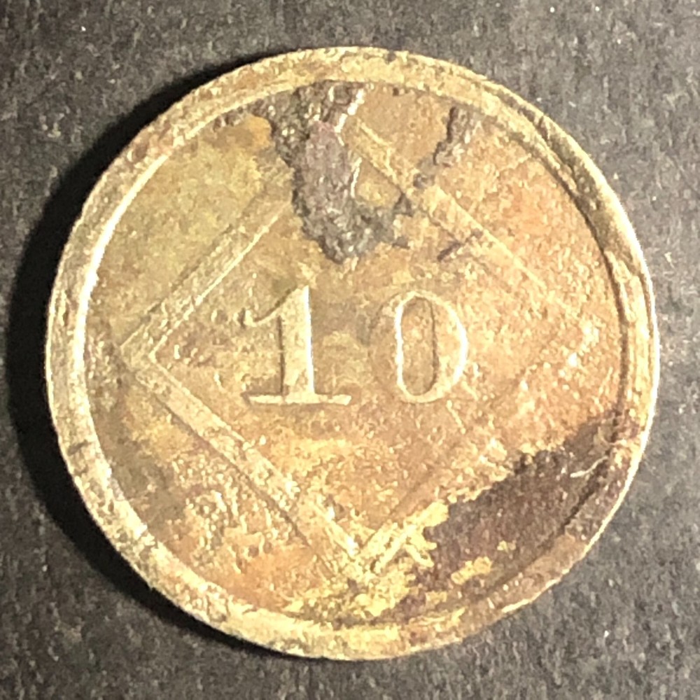 Uniface "10" Inside Diamond Brass Token 18mm