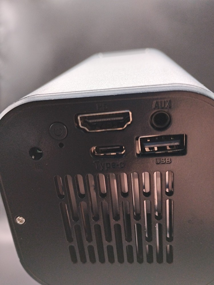 LED Mini Life Style Projector by Light Source Type C , HD Or USB Black