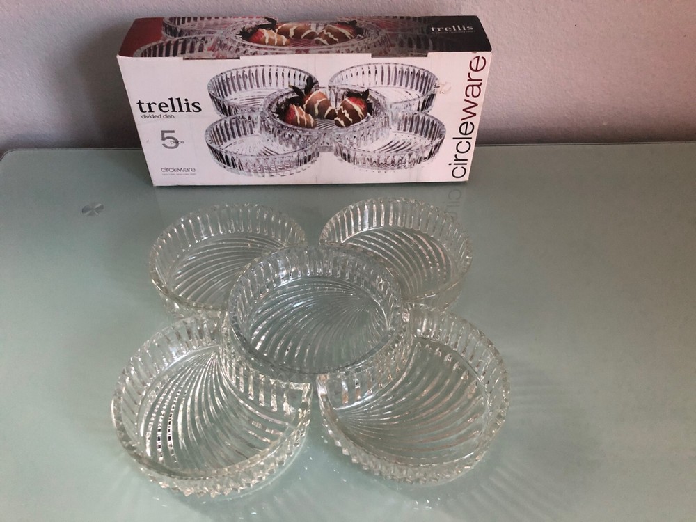 Circleware New Trellis 5 Pc Set Divided Dish Server Nuts Condiments Clear Glass