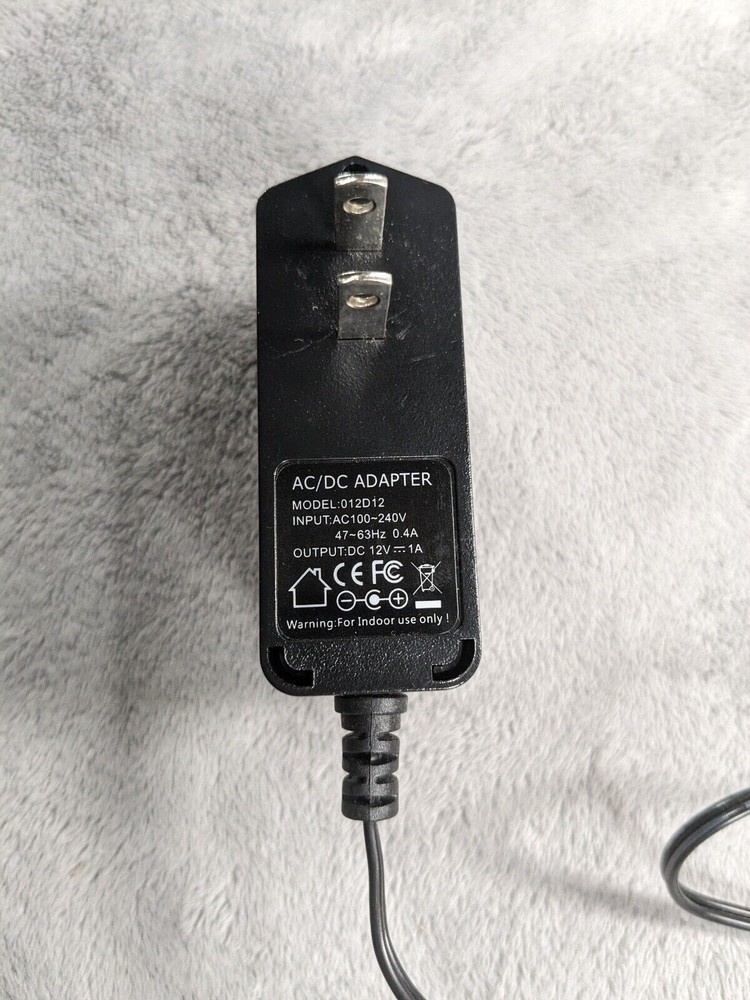 Social Powered Wifi Hotspot Model SH100 With Cable
