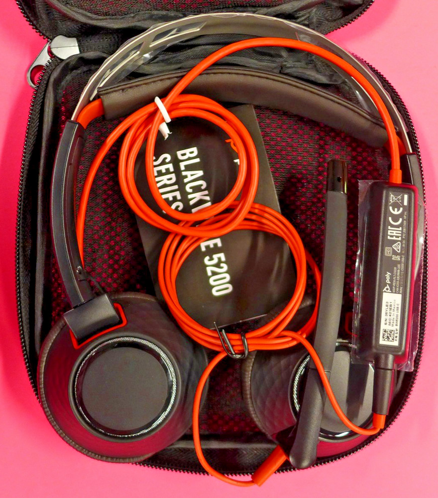 NEW Blackwire 5220 Poly USB-C 3.5mm Headset 8X231AA