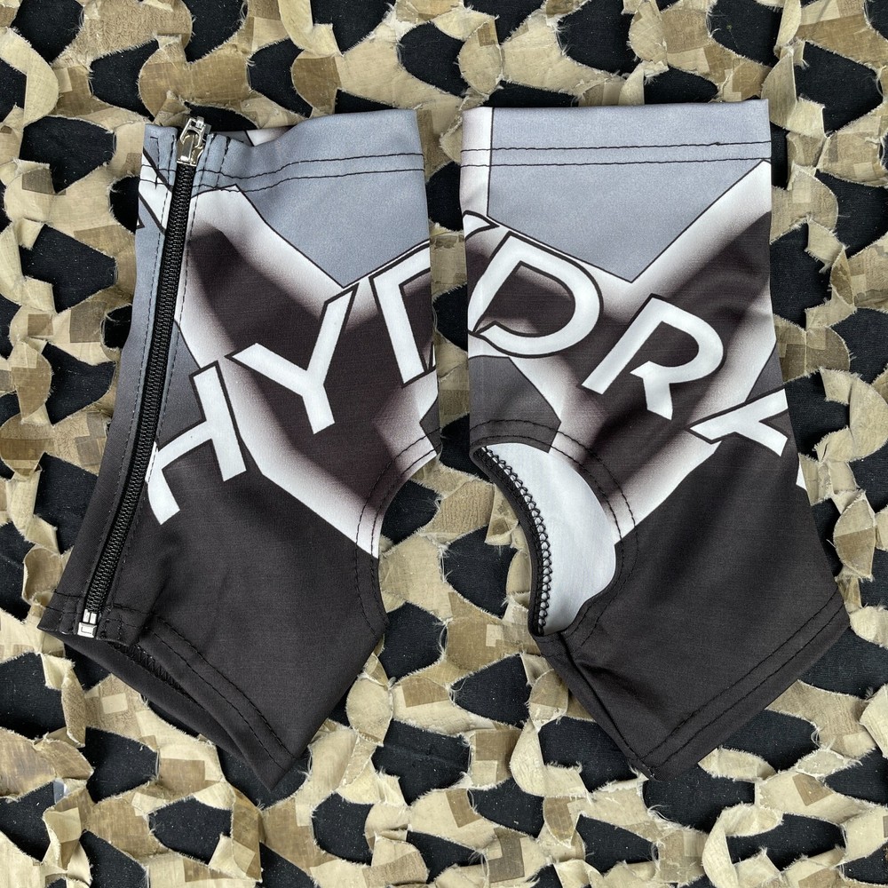 NEW Hydra Cleat Covers - (1 Pair) - Hydra Logo - Small/Medium