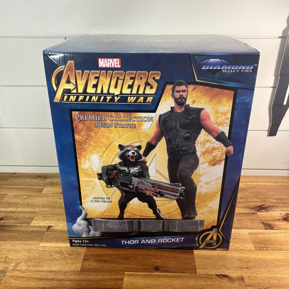 Marvel Premier Avengers Infinity War Thor & Rocket Resin Statue  Diamond Select