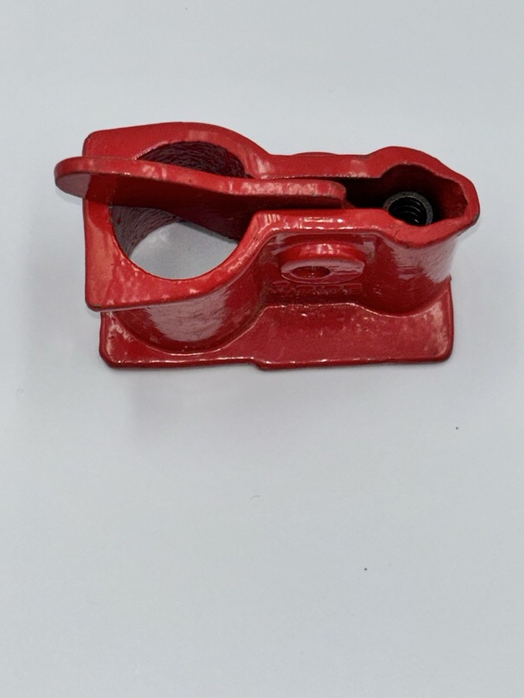 Heavy Duty Cast Iron 3/4” Pipe Grip