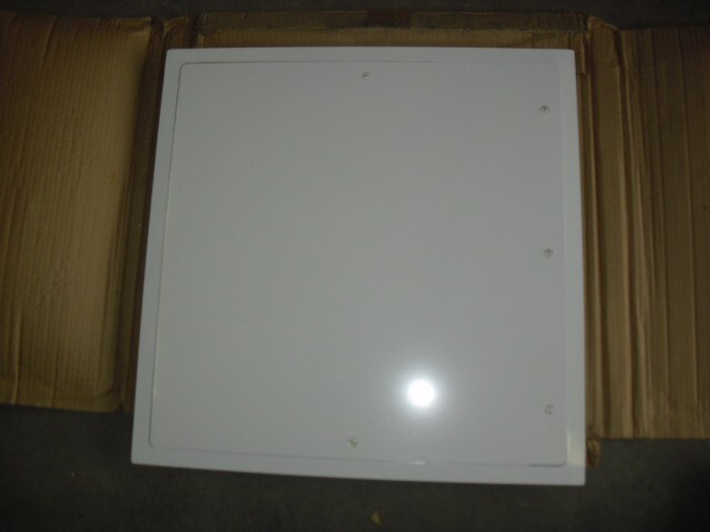 Karp Wall Access Door DSC-214M 24" x 24" stud  white