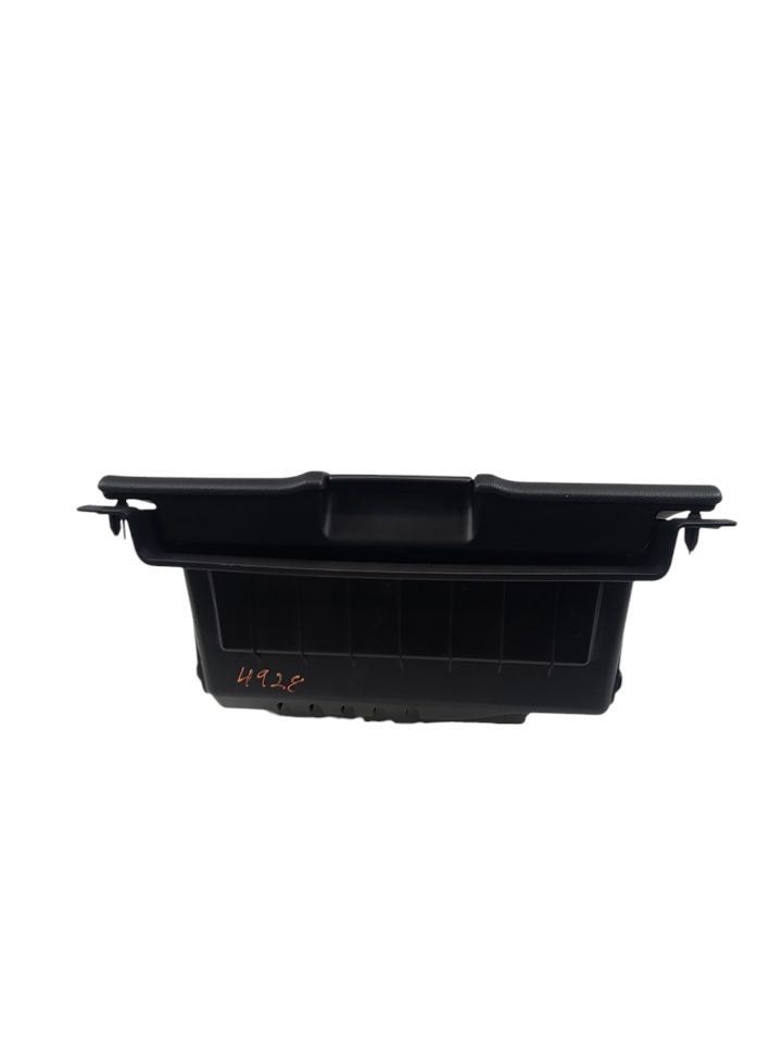 SIERRA150 2014 Glove Box 616793