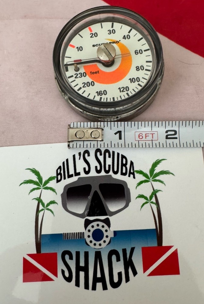 SCUBAPRO DEPTH GAGUE MINI SIZE IN NICE CONDITION!