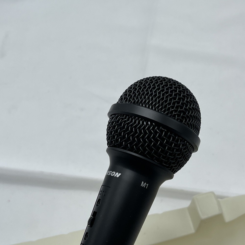 Samson M1 Karaoke Dynamic Microphone - NO Adaptor