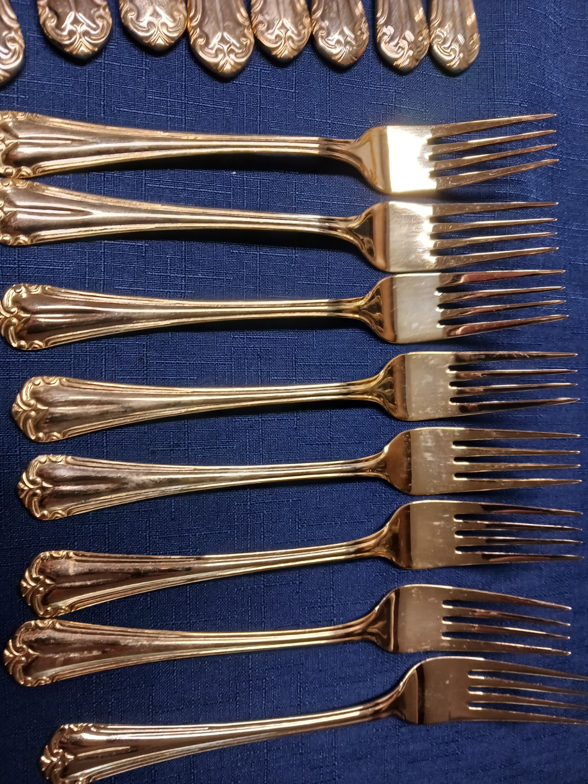Hampton Silversmith’s Gold Electroplate Stainless Flatware 39 Pieces