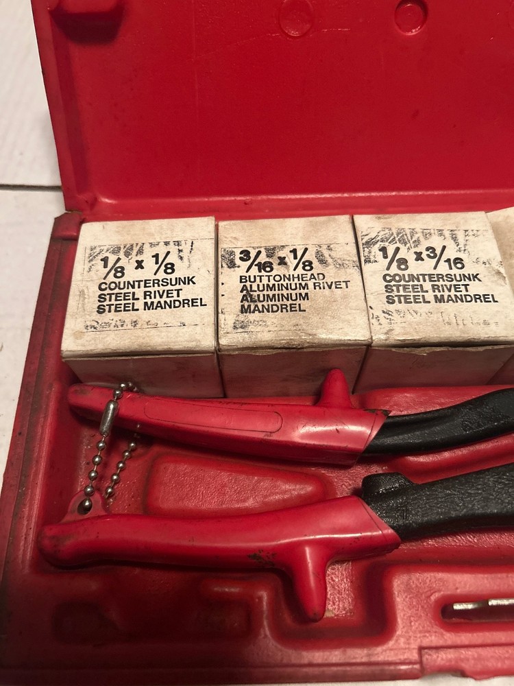 Mac Tools RGS100 Heavy Duty Rivet Kit