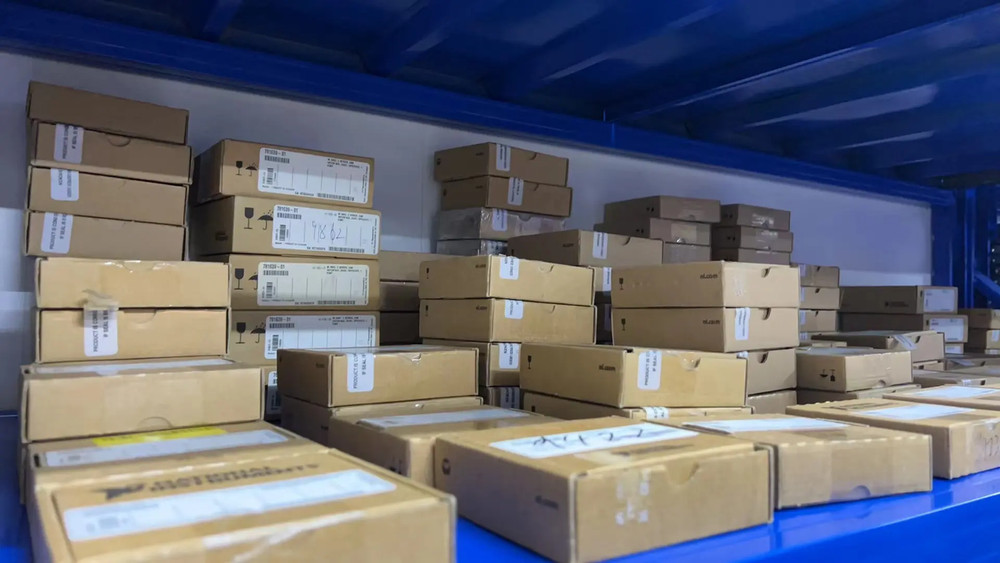 NEW National Instruments PXI-8360 MXI-Express Interface, Remote Control Module