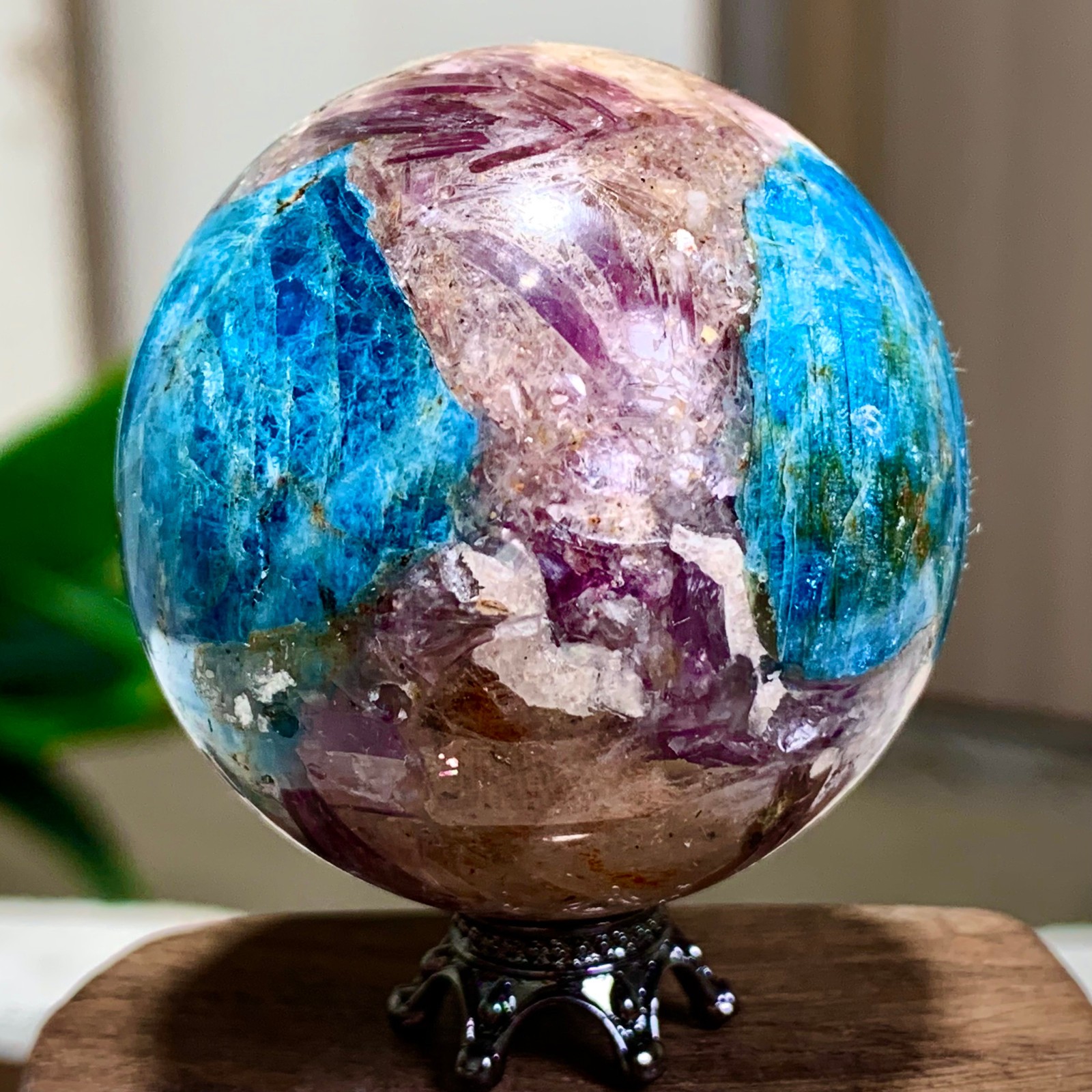 112G Natural Blue Aptite +Sun Stone purple lepidolite Sphere mineral sample