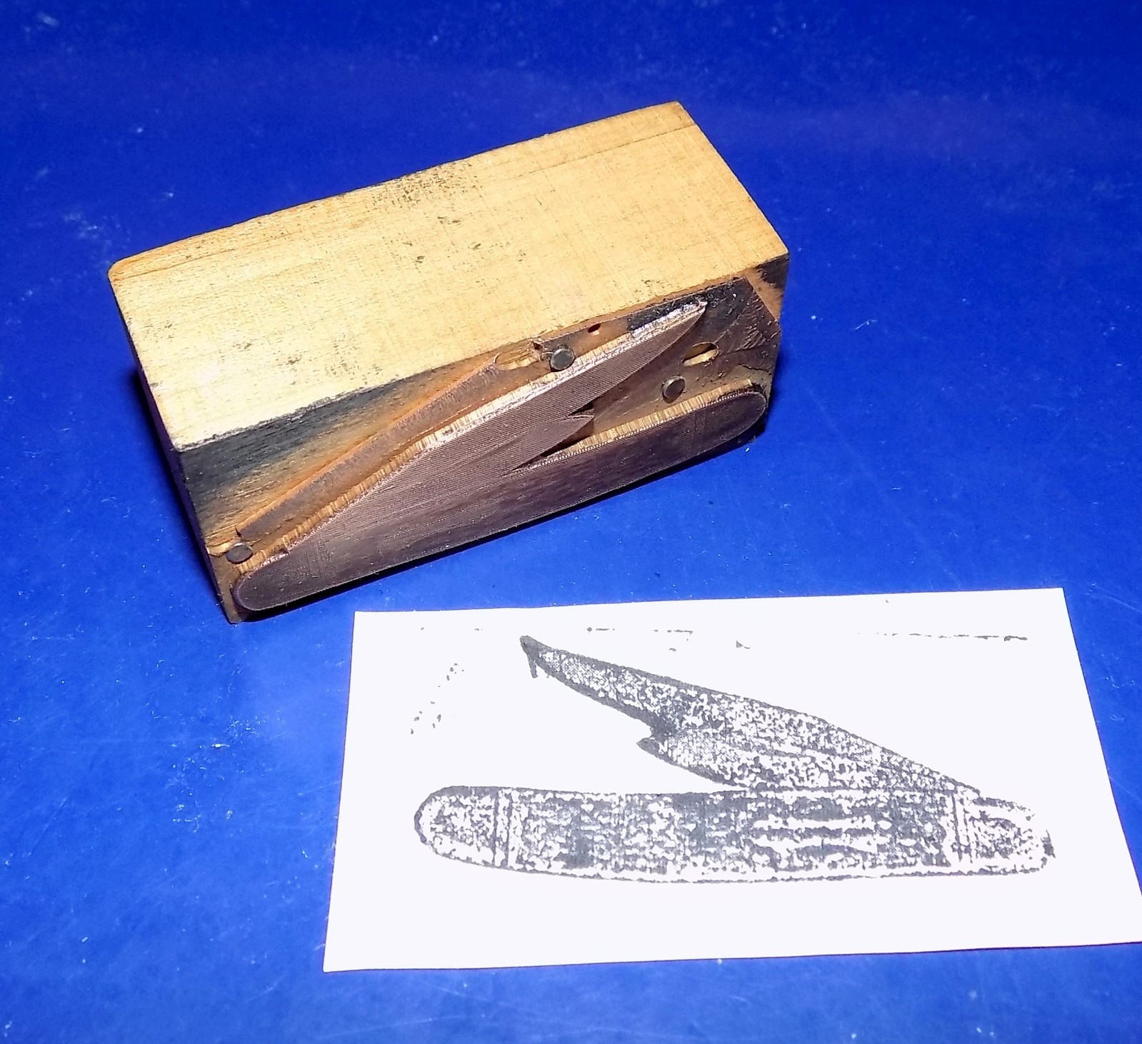 Vintage Pocketknife Wood and Copper Letterpress Printers Block