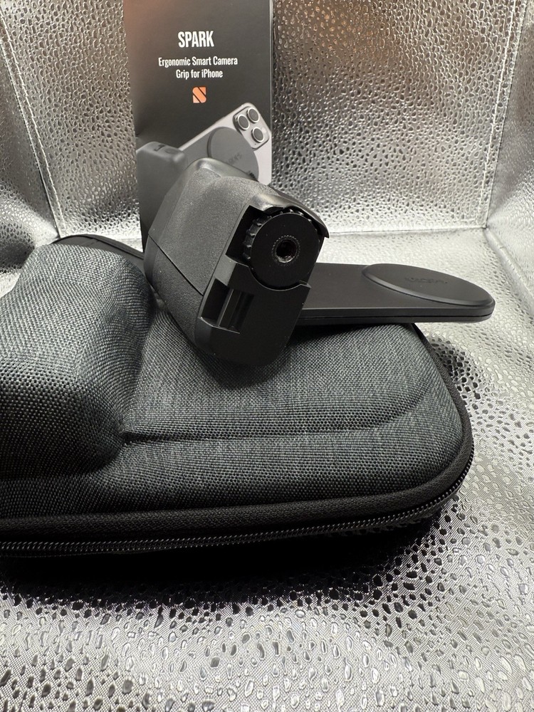 Miops spark camera Grip For iPhone With Case New, No Box