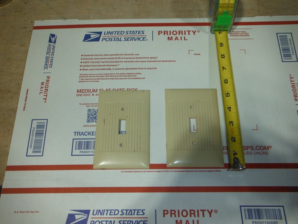 2 Oversize/large SIERRA ribbed IVORY bakelite single light switch cover plate