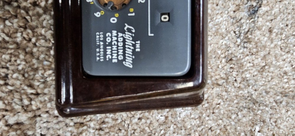 The lighting adding machine with stand