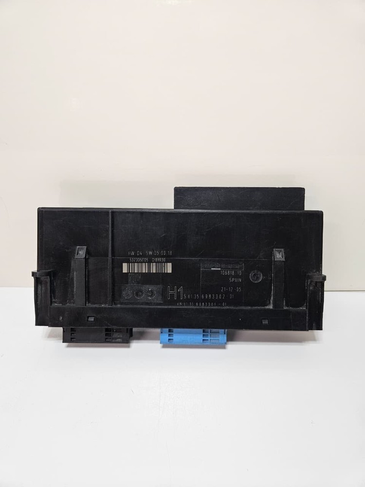 2005 BMW 330i E91 E92 Body Control Module H1 6983302 OEM