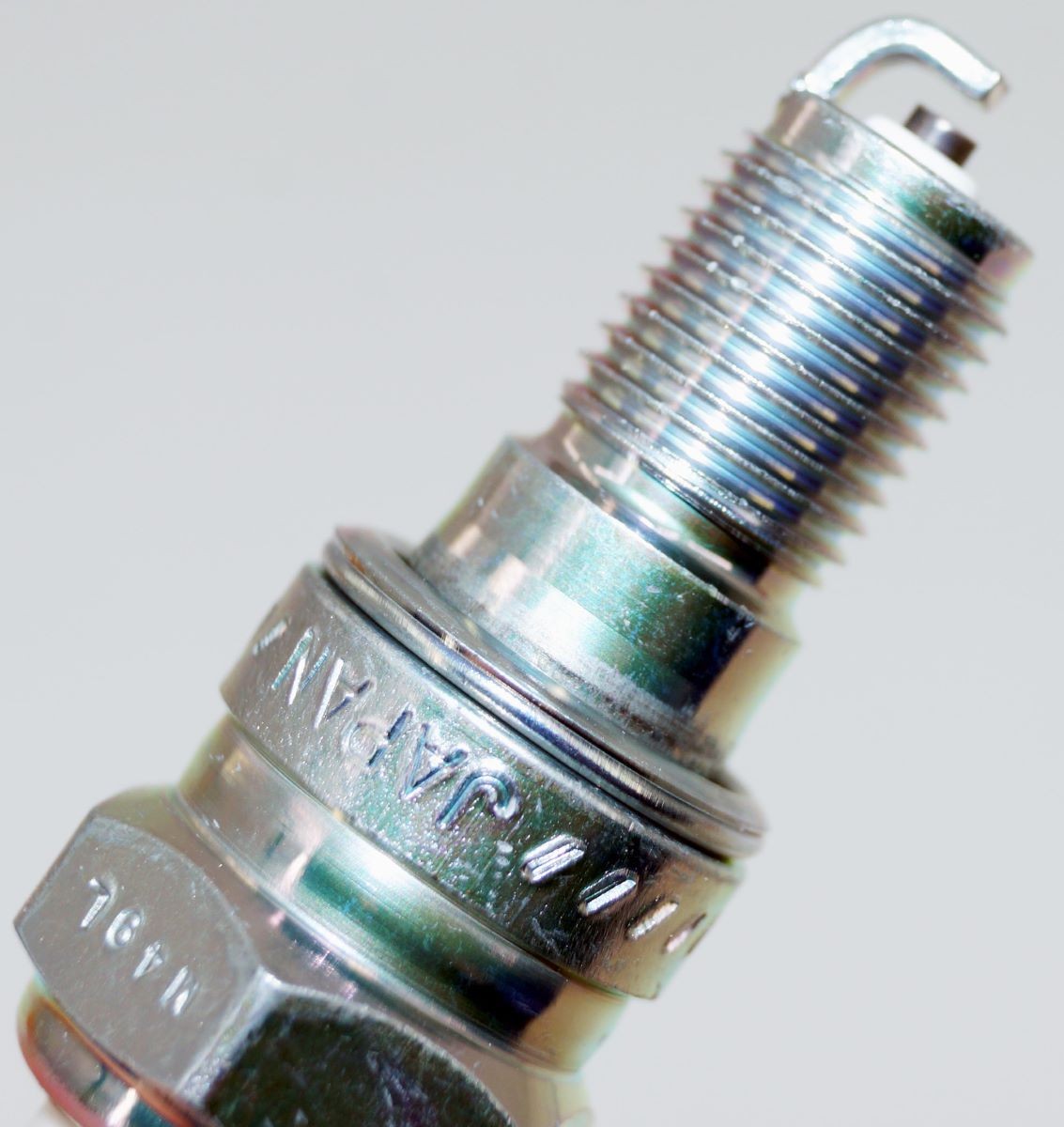 Set of 4 Genuine NGK 6689 CR5EH-9 Nickel Spark Plugs