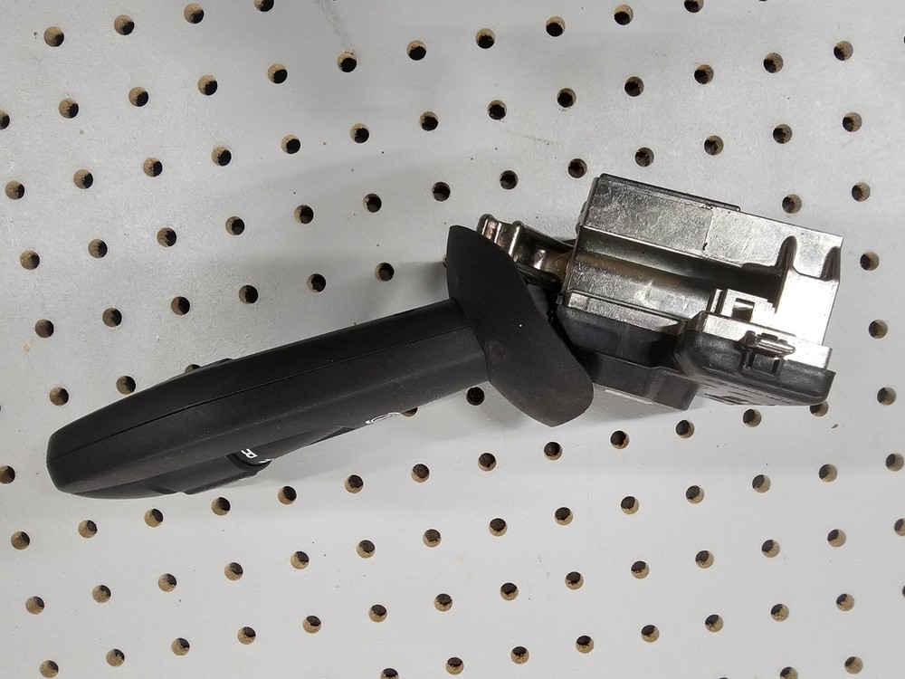 2013-2017 Freightliner Cascadia Auto Trans Shifter/Engine Brake OEM