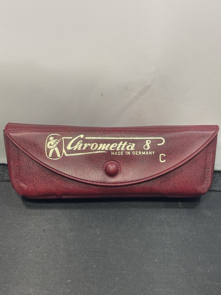 Chrometta 8 Model 250 C in Case Germany