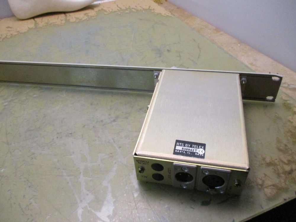 RTS Telex TW Intercom System User Station RM 300 (#1)[4*Q-8]